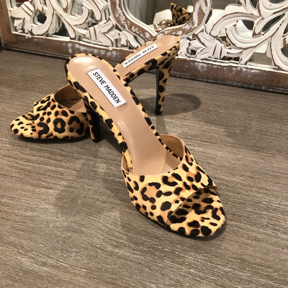 Steve Madden Shoes - Cheetah heels!!